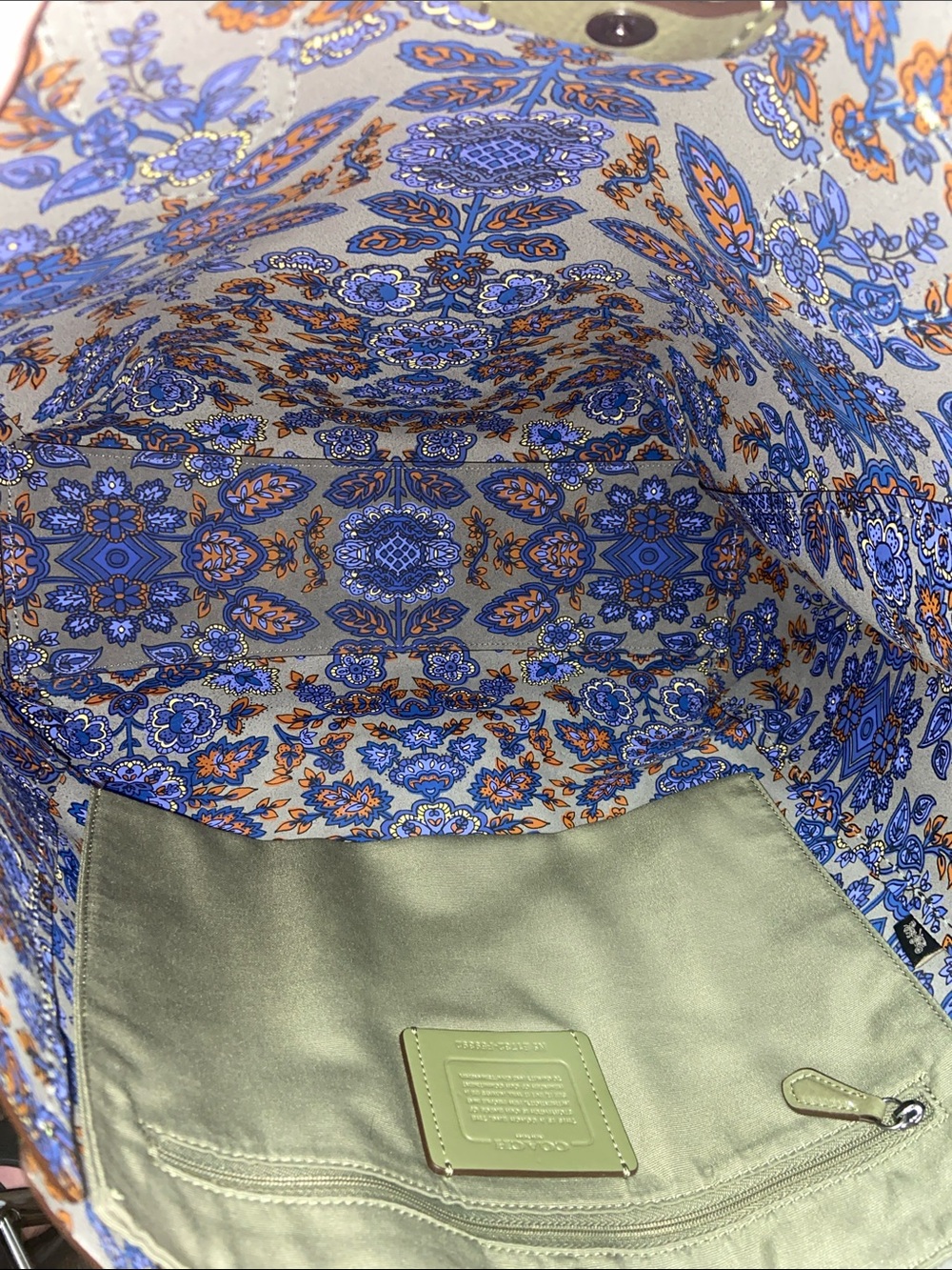 Coach Leather Derby Tote EUC - Picture 6 of 7